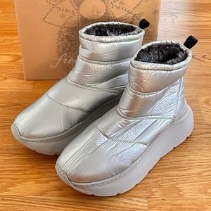 Free People NIB Snow To Surf Quilted Puffer Boots (39/9)